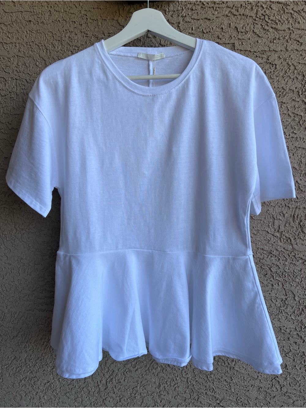 NWT Zara White Peplum Hem T-Shirt -Ref. 0264/445